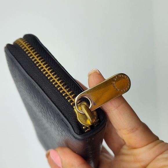 Marc By Marc Jacobs Leather Wallet - Picture 7 of 11